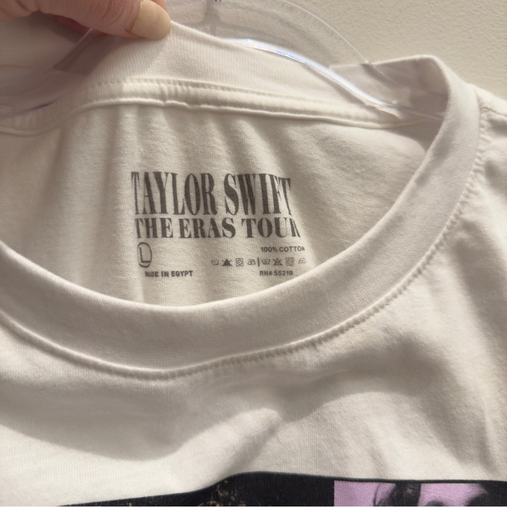 NWOT- Taylor Swift The Eras Tour 2023 White Graphic Tee 100% Cotton Size Large - Picture 4 of 4